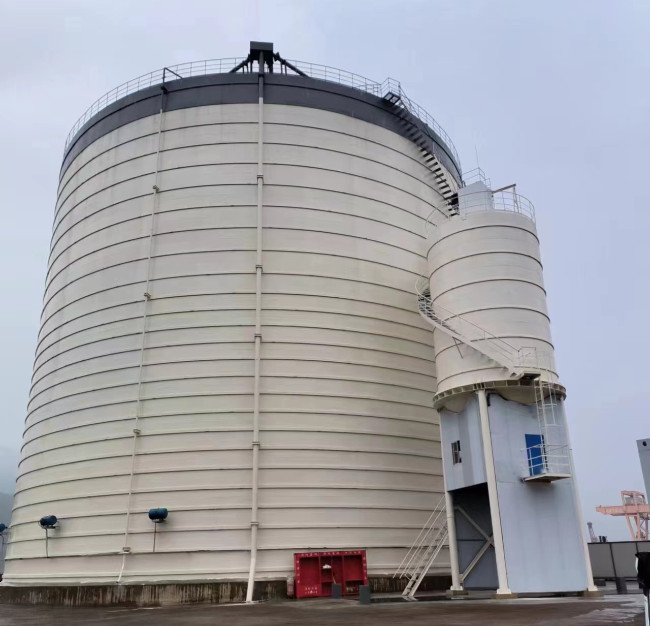 沙河口10万吨水泥钢板库